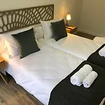 Lägenhet Al-qazeres Luxury La Concepcion