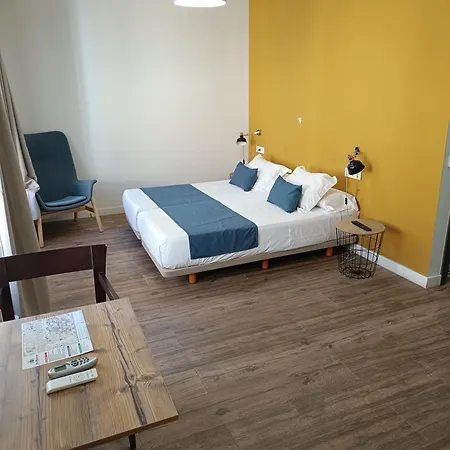 Al-qazeres Luxury La Concepcion Apartment Caceres