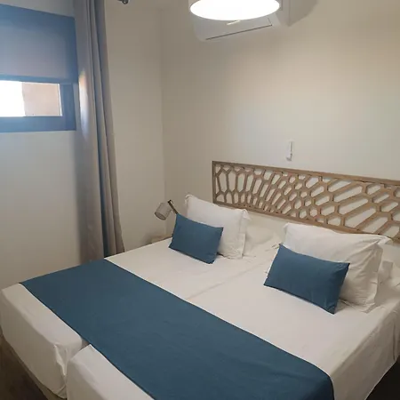 Al-qazeres Luxury La Concepcion Apartment *