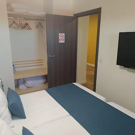 Appartement Al-qazeres Luxury La Concepcion Caces