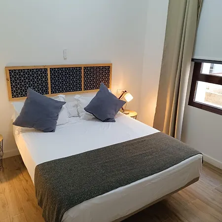 Al-qazeres Luxury La Concepcion Apartment *