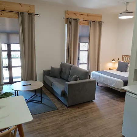Al-qazeres Luxury La Concepcion Appartamento Caces