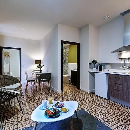 Appartement Al-qazeres Luxury La Concepcion Caces