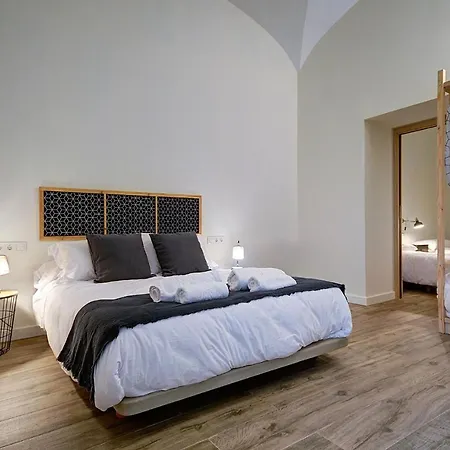 Al-qazeres Luxury La Concepcion Apartment Caceres