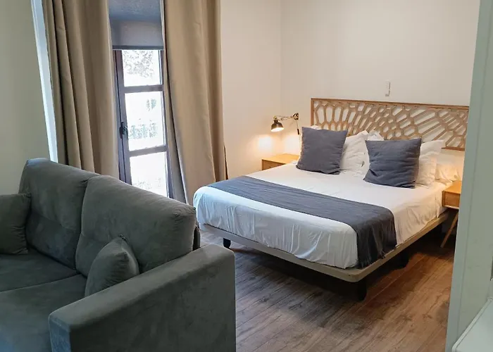 Appartement Al-qazeres Luxury La Concepcion Caces