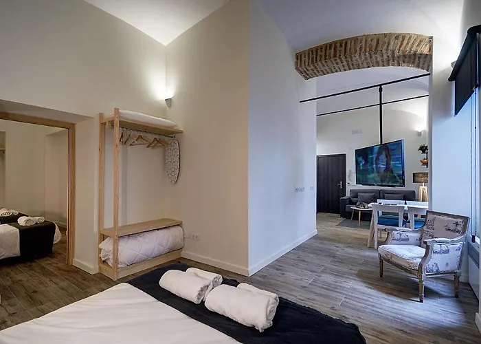 Appartement Al-qazeres Luxury La Concepcion Caces